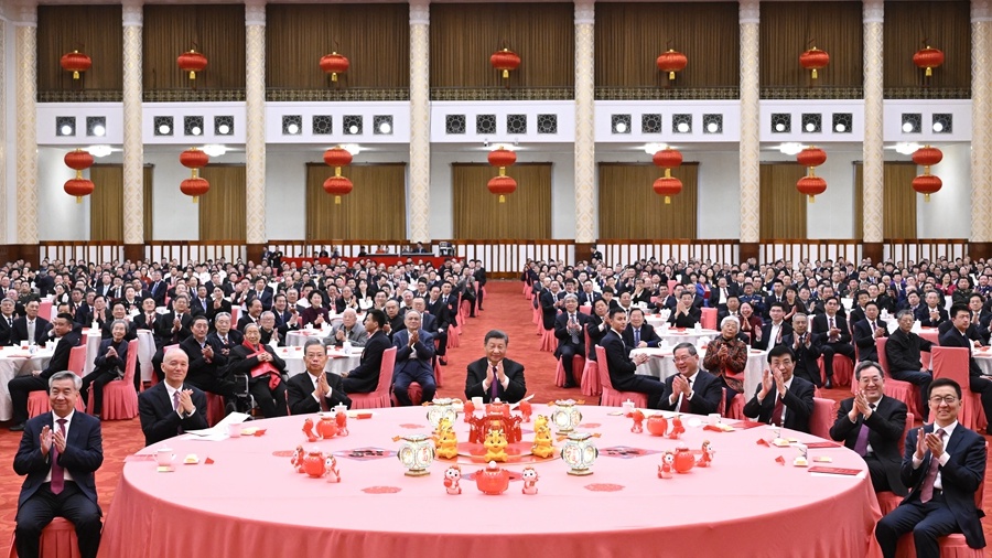 中共中央国务院举行春节团拜会